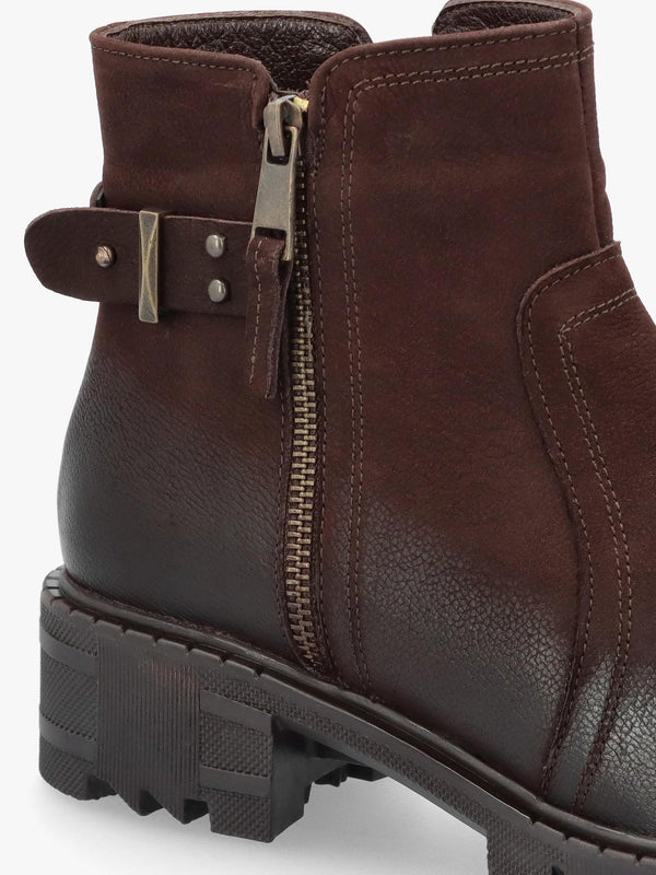 Voluptas Brown Nubuck Ankle Boots