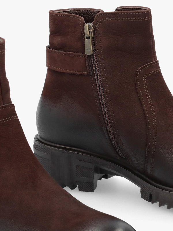Voluptas Brown Nubuck Ankle Boots