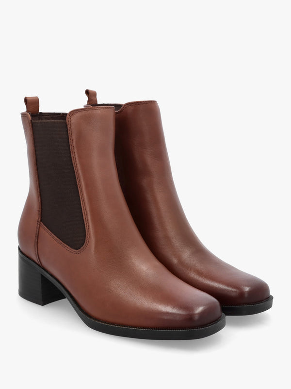 Tan Leather Block Heel Chelsea Boots