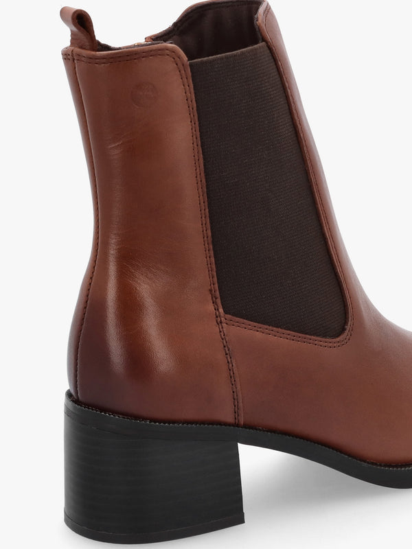 Tan Leather Block Heel Chelsea Boots