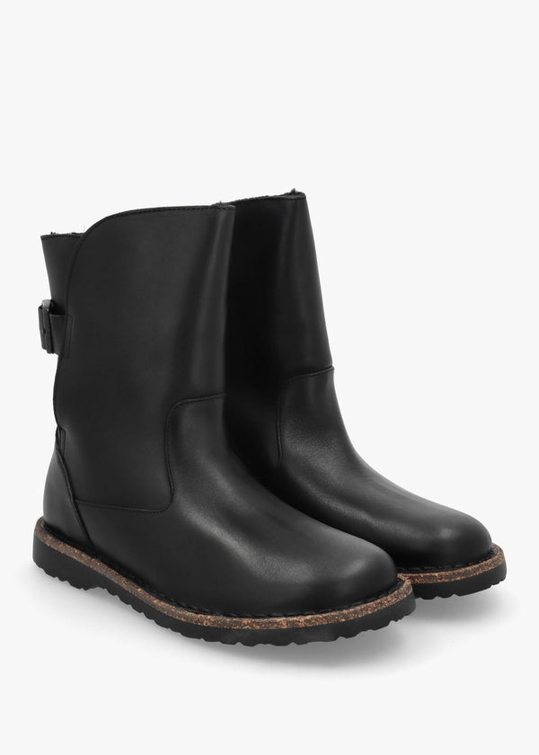 Uppsala Shearling Black Leather Ankle Boots
