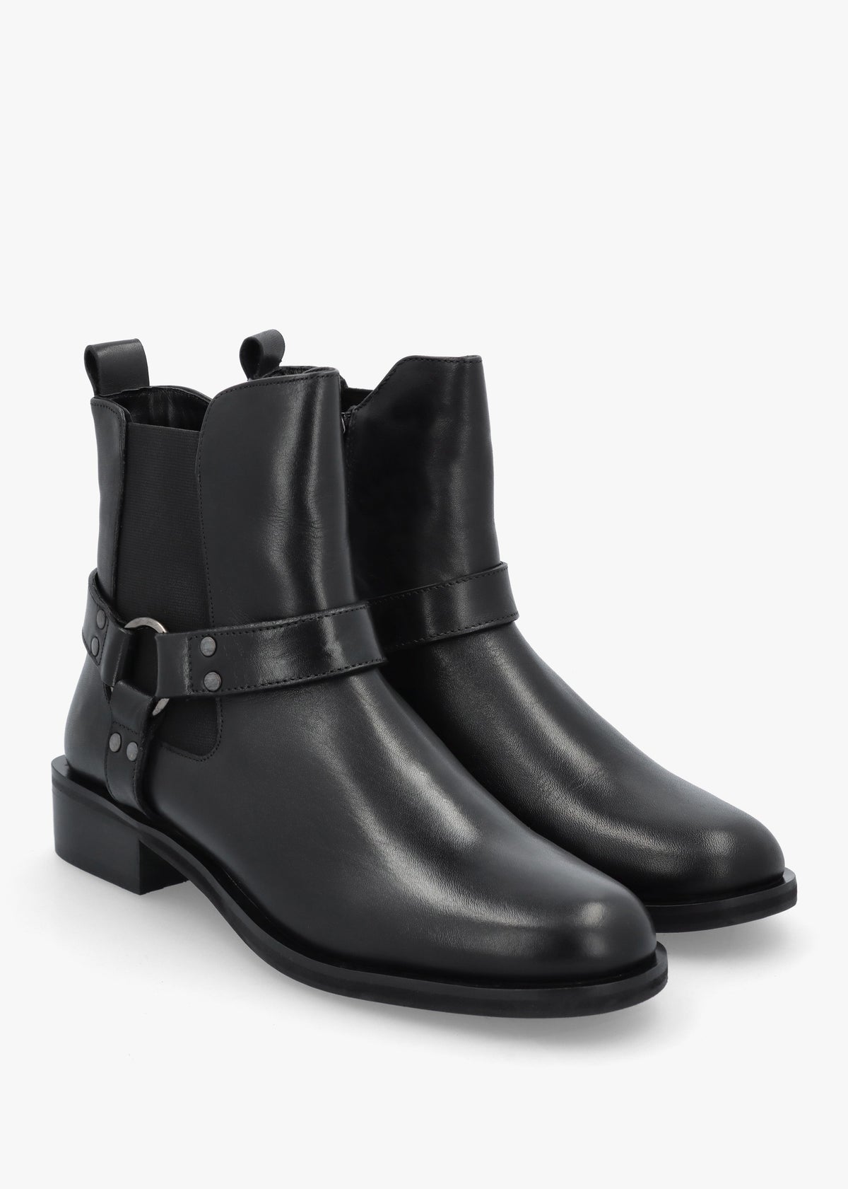 Palanne Black Leather Chelsea Boots