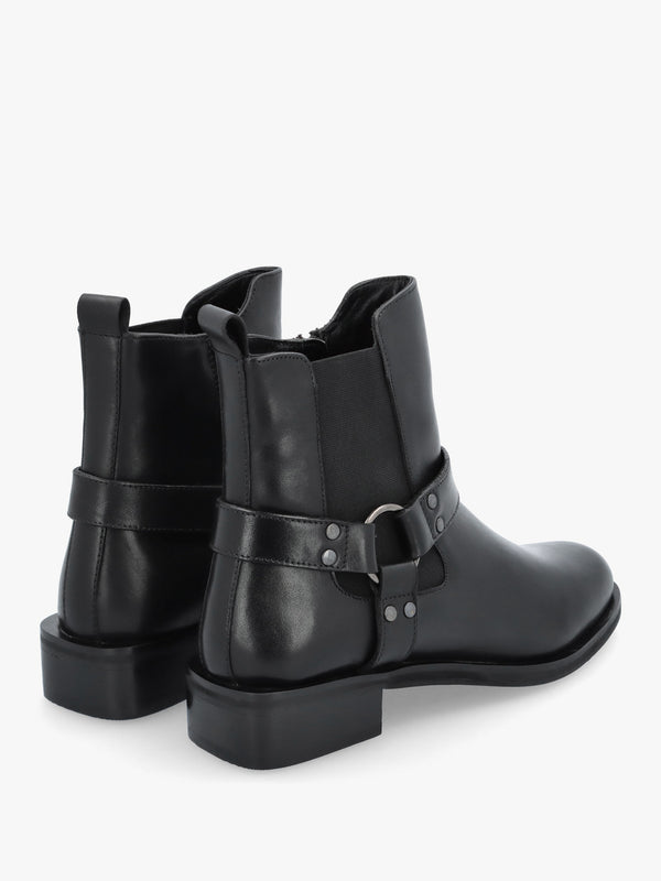 Palanne Black Leather Chelsea Boots