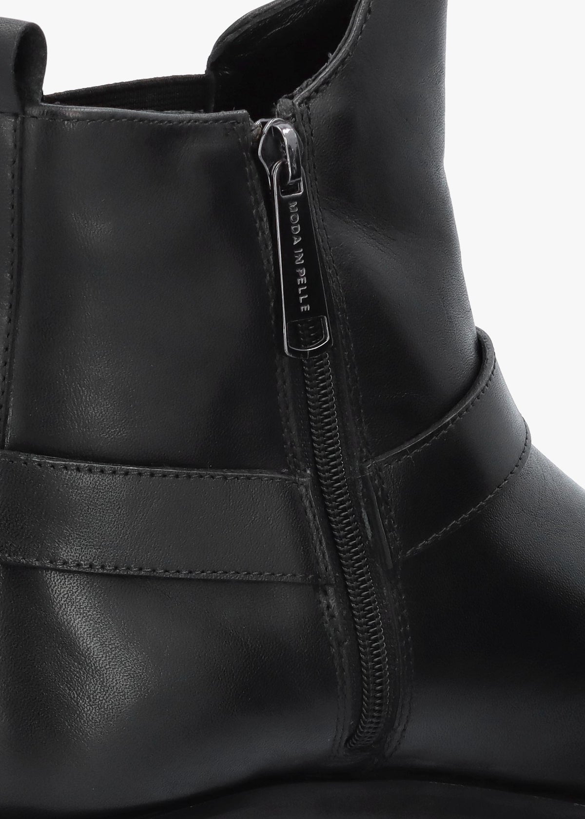 Palanne Black Leather Chelsea Boots