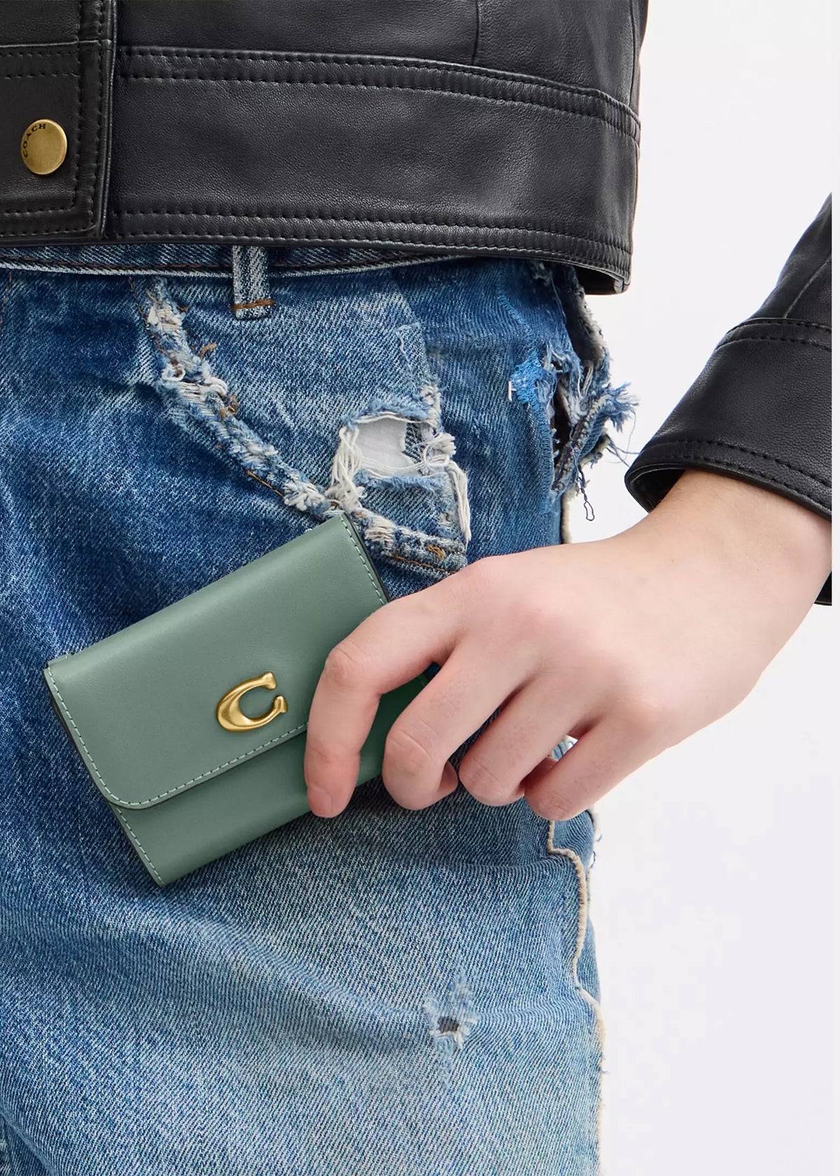 Essential Sage Leather Card Holder Wallet