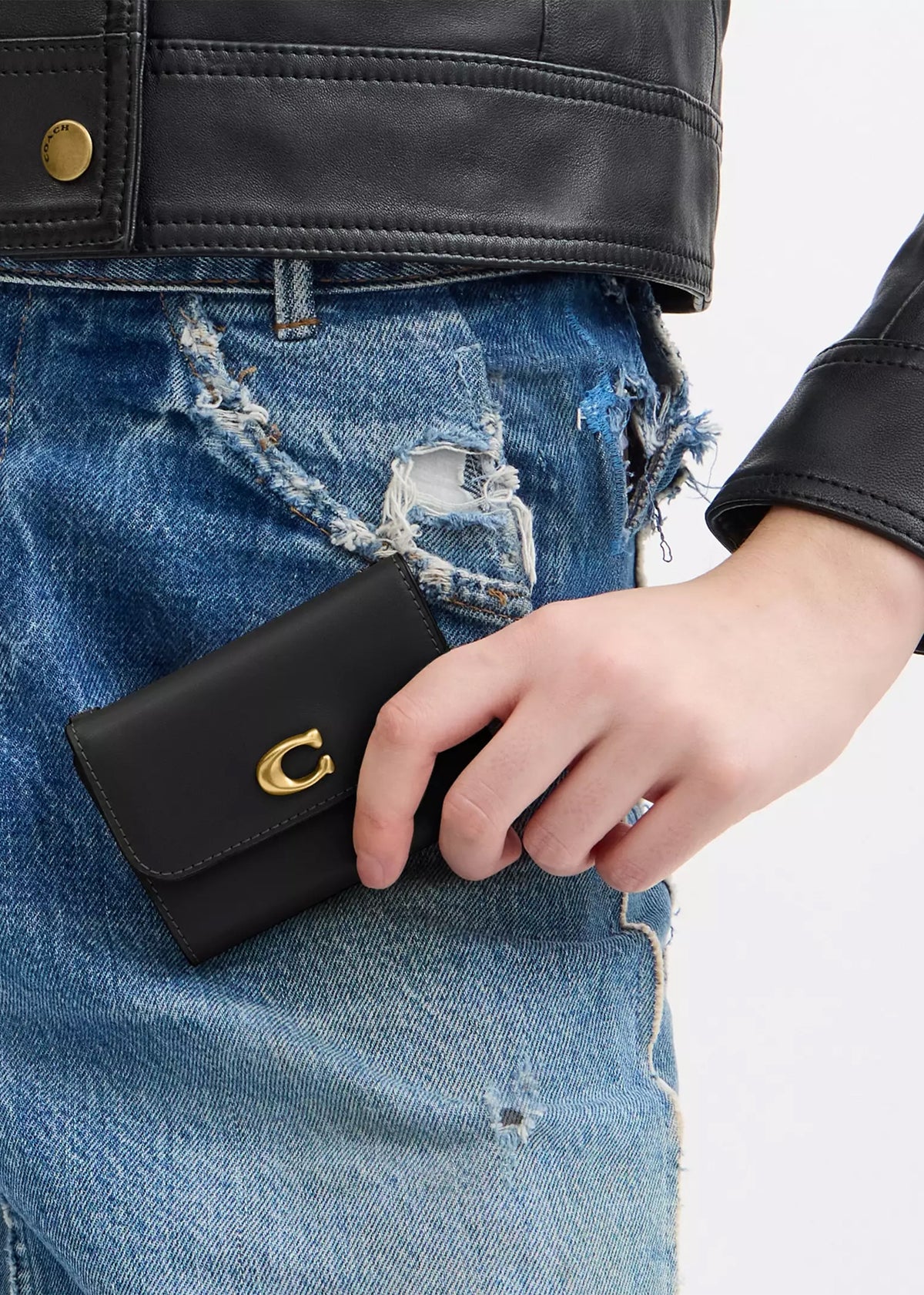 Essential Black Leather Card Holder Wallet