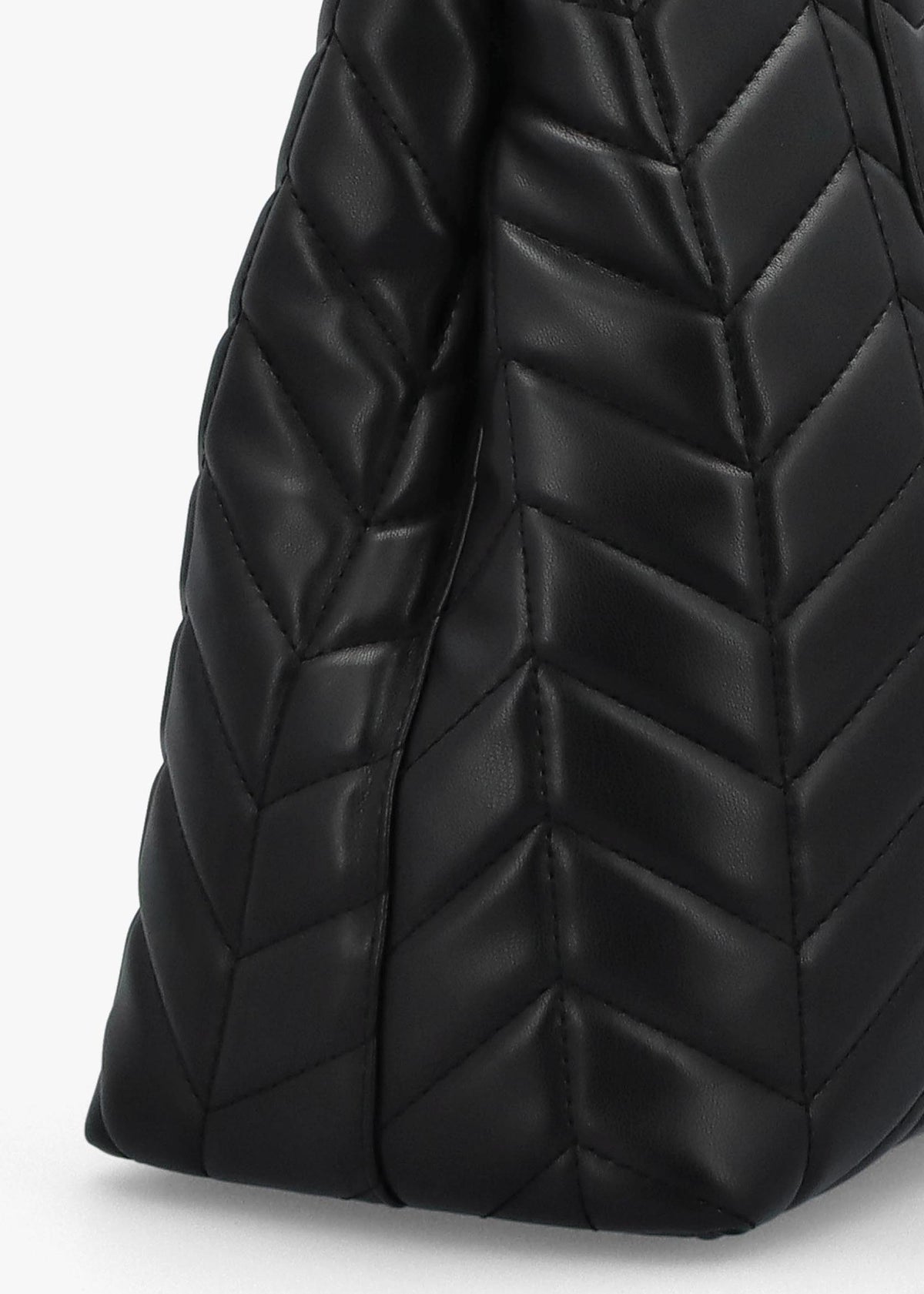 Petal Quilted Chevron Nero Shopper Bag