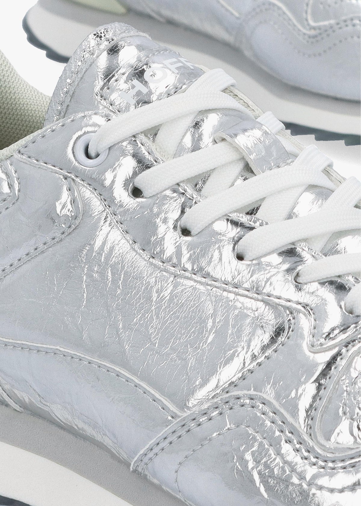 Women’s Pegaso Silver Trainers