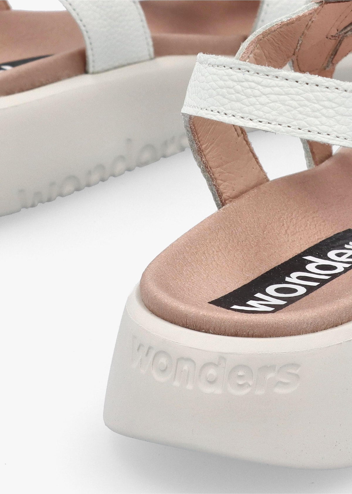 Cordelia Twist Off Leather Sandals in White