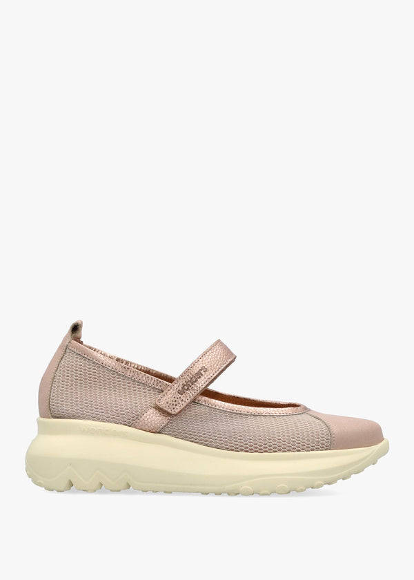 Isaura Nude Sporty Ballerina Pumps