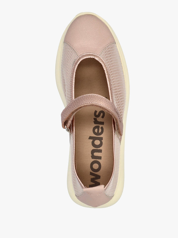 Isaura Nude Sporty Ballerina Pumps