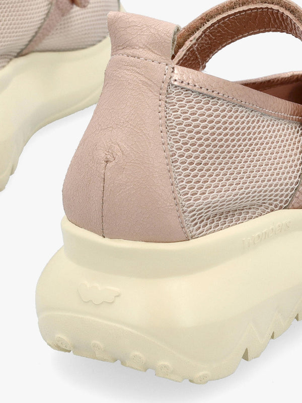 Isaura Nude Sporty Ballerina Pumps