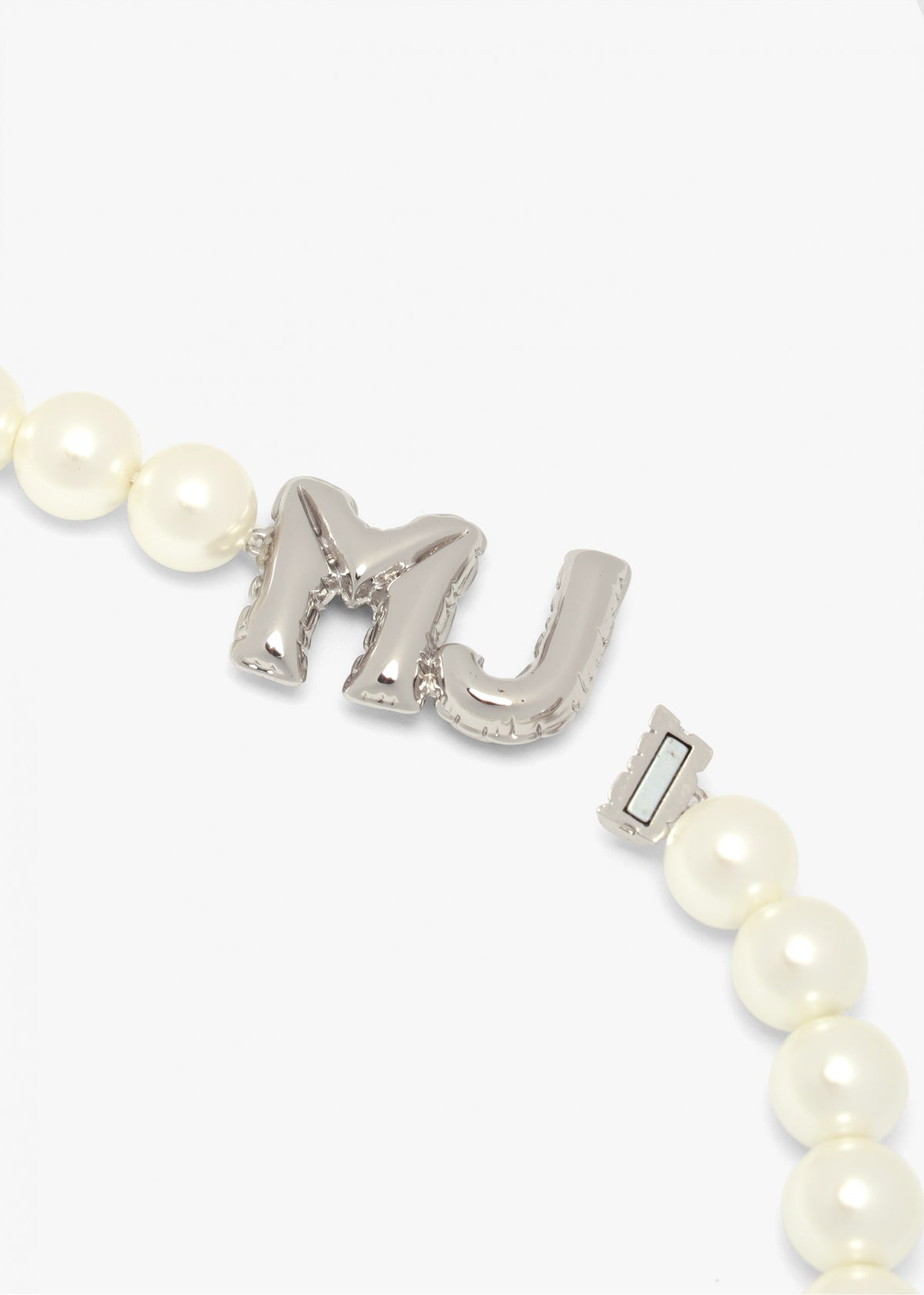 The Marc Jacobs Balloon Pearl Silver Necklace
