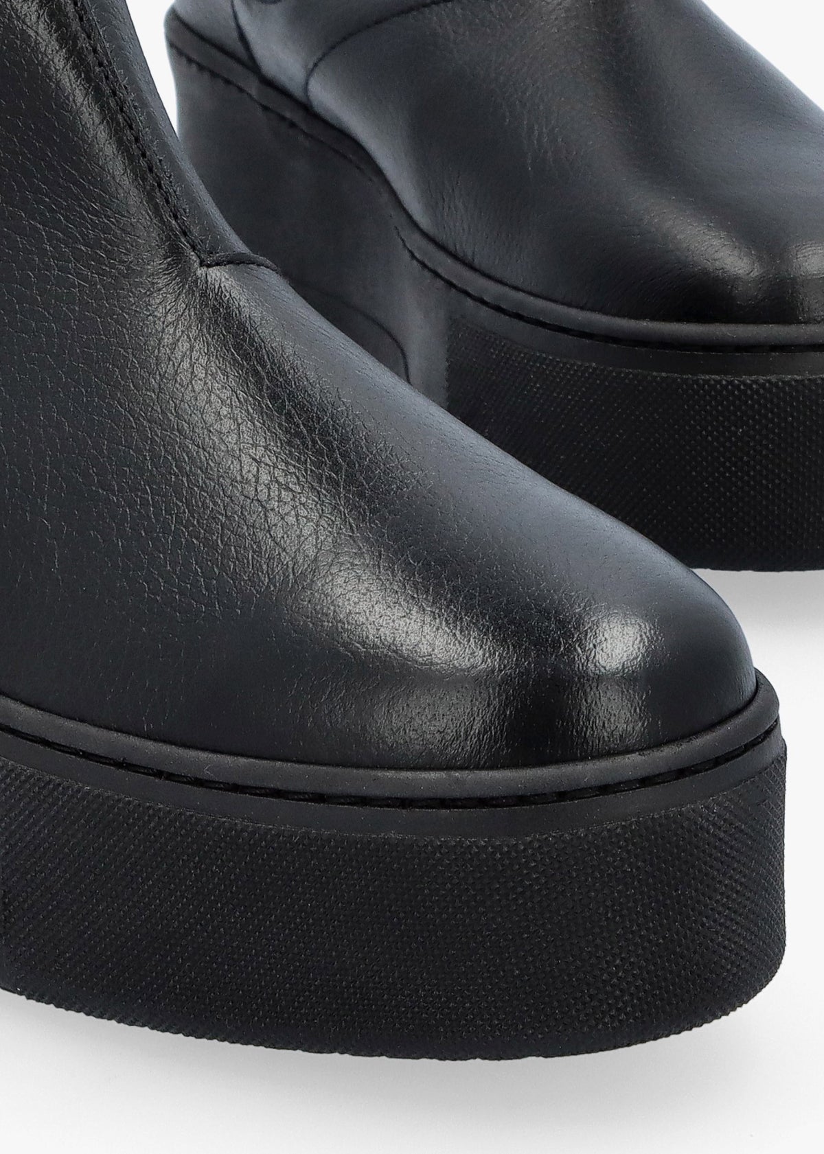 Tred Black Leather Flatform Chelsea Boots