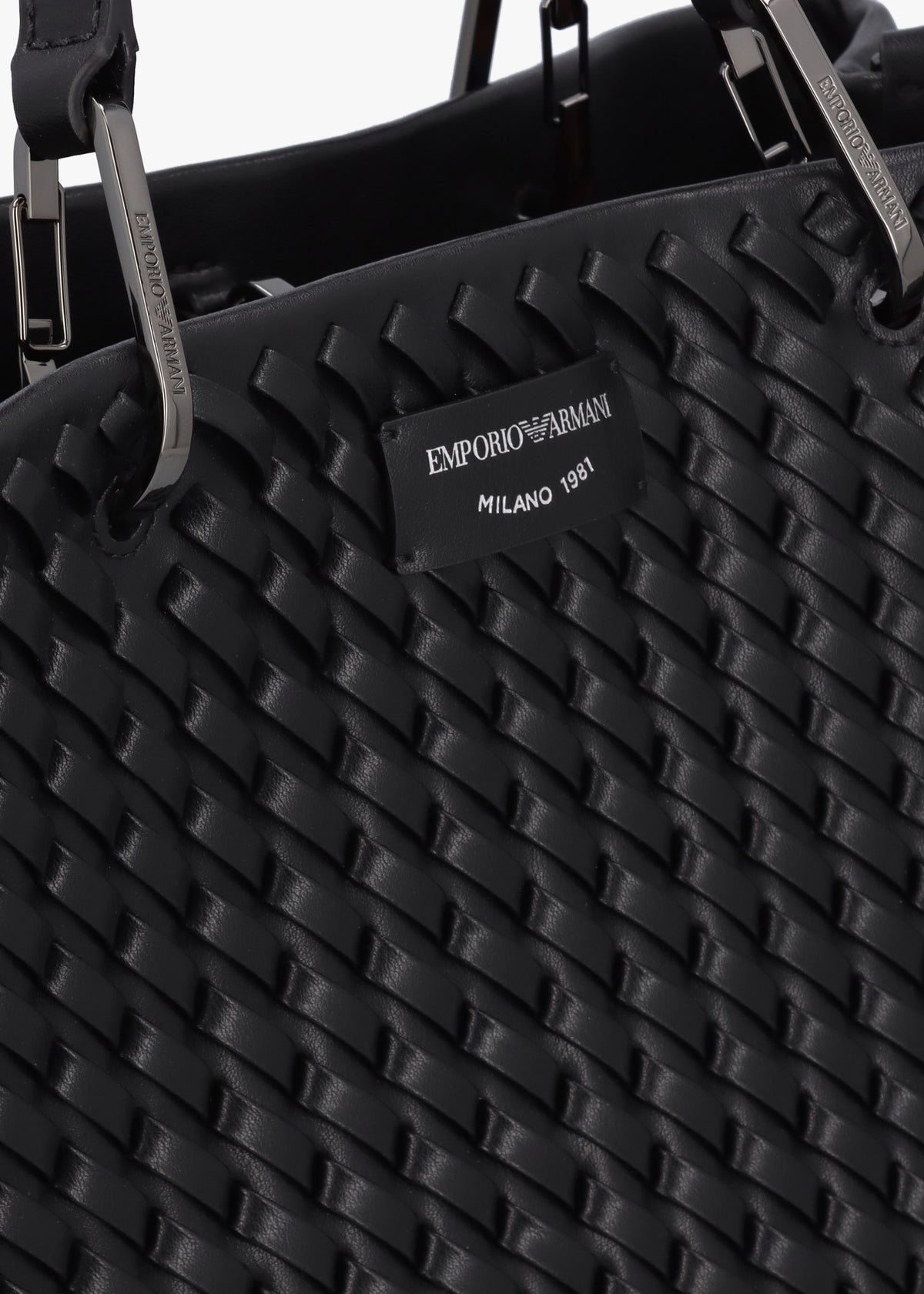 Interwoven Black Shopper Bag With Pouch
