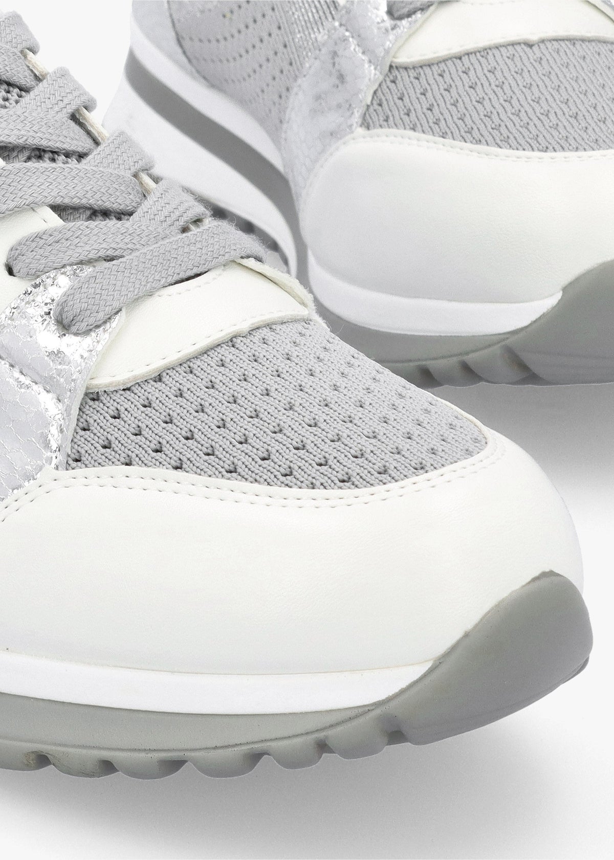 Dreya Knitted Grey Metallic Trainers