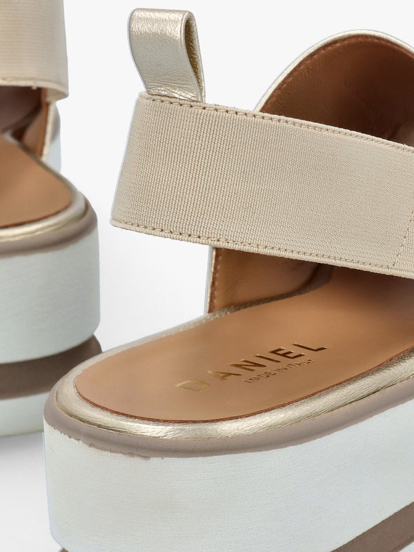 Sasly Gold Leather Flatform Sandals