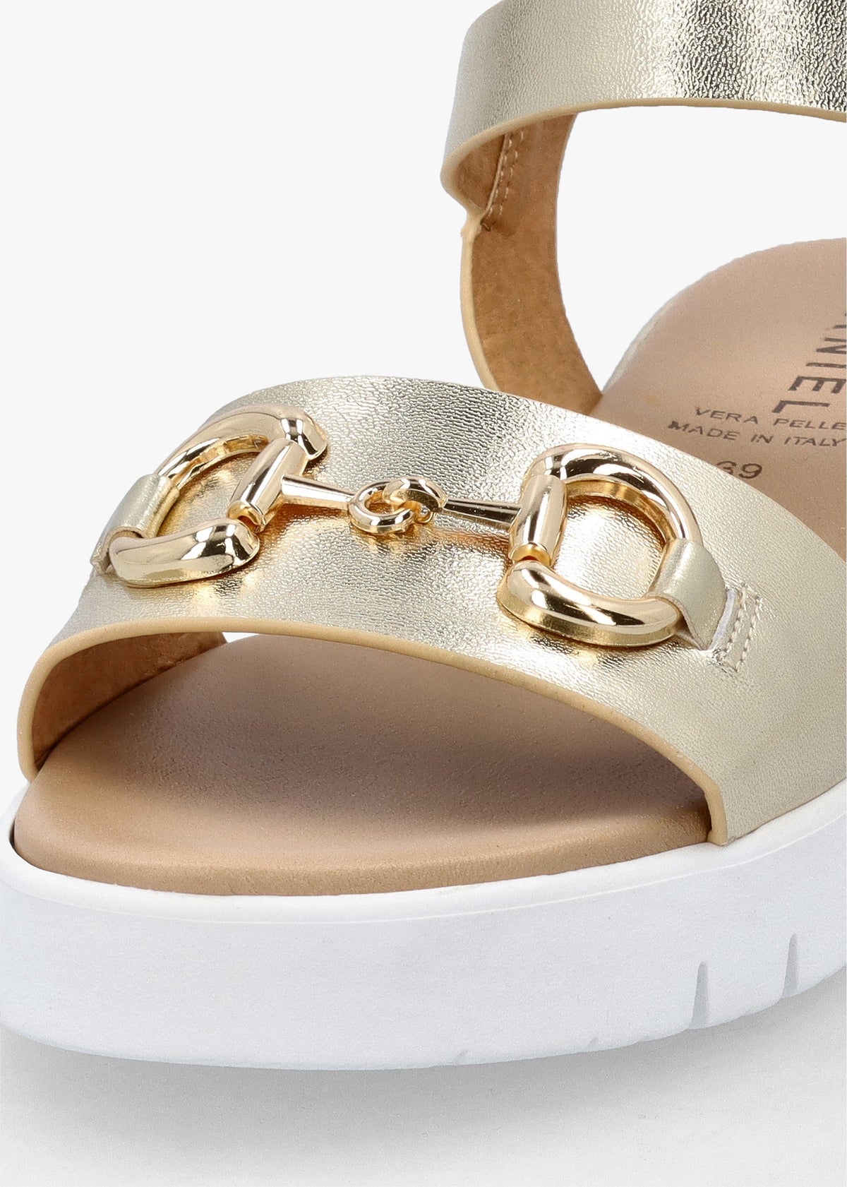 Rosnaf Gold Leather Snaffle Sandals