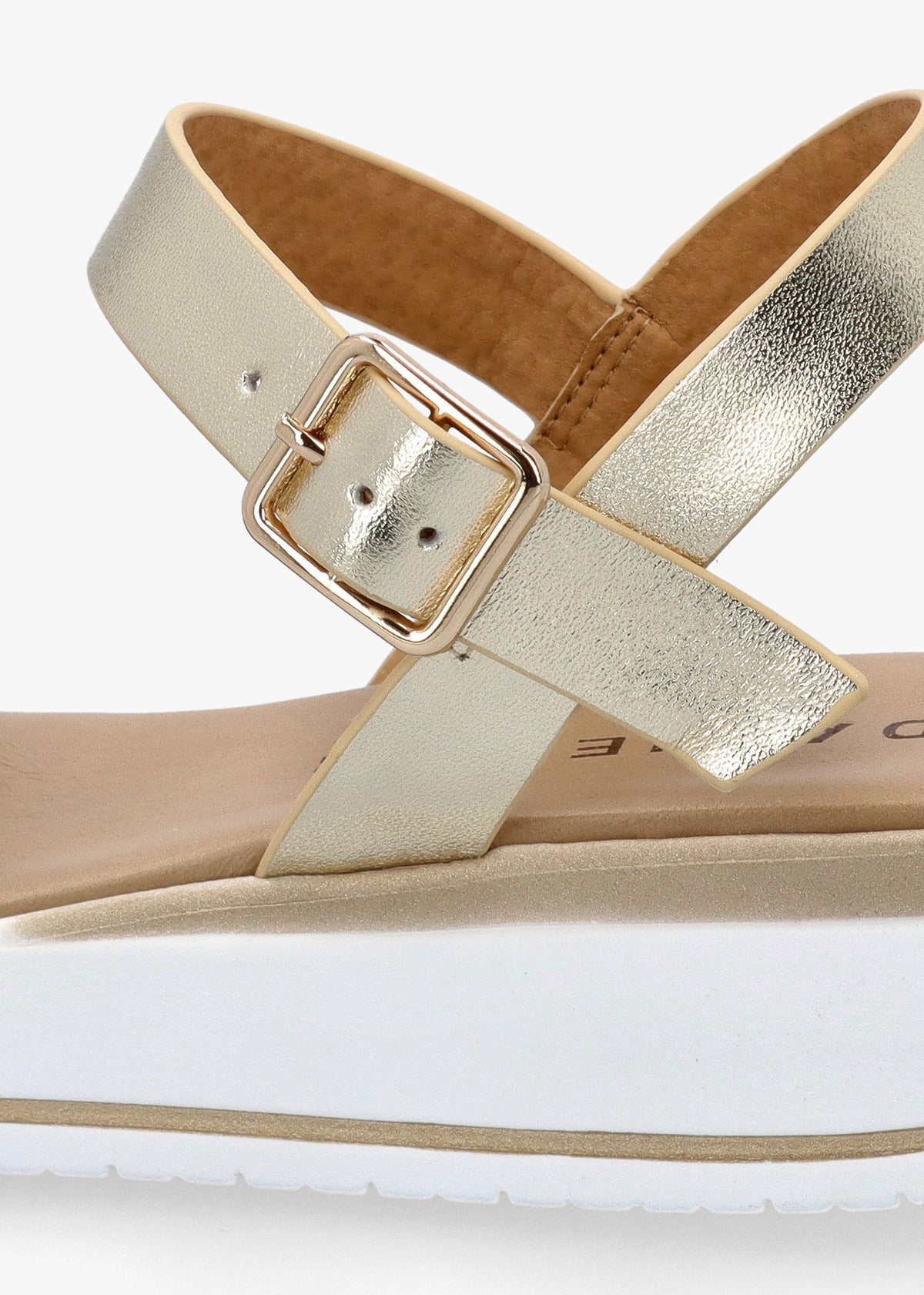 Rosnaf Gold Leather Snaffle Sandals