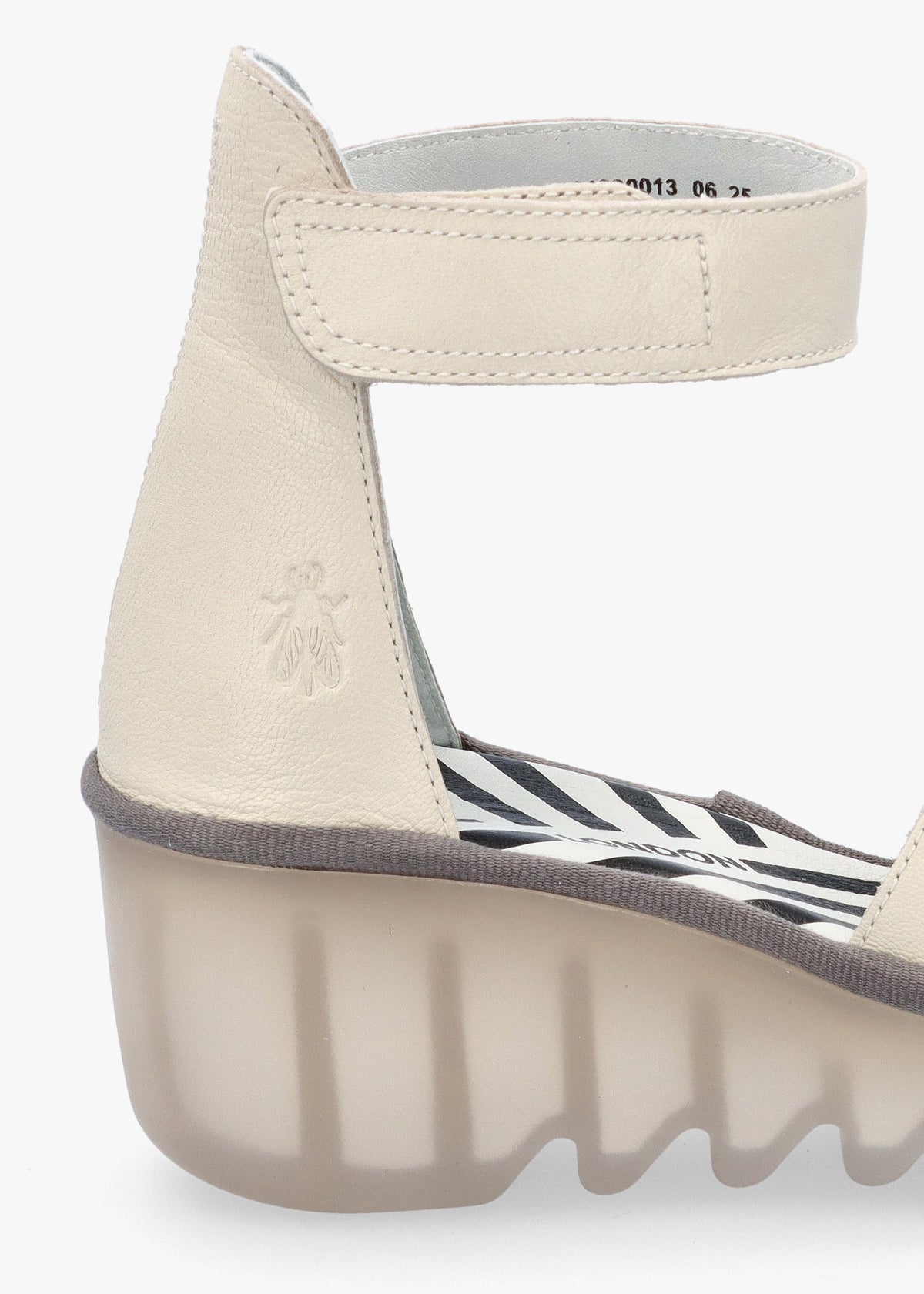 Bono Off White Leather Mid Wedge Sandals