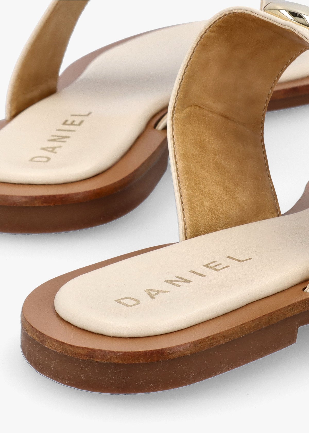 Costly Cream Leather Toe Post Sandals
