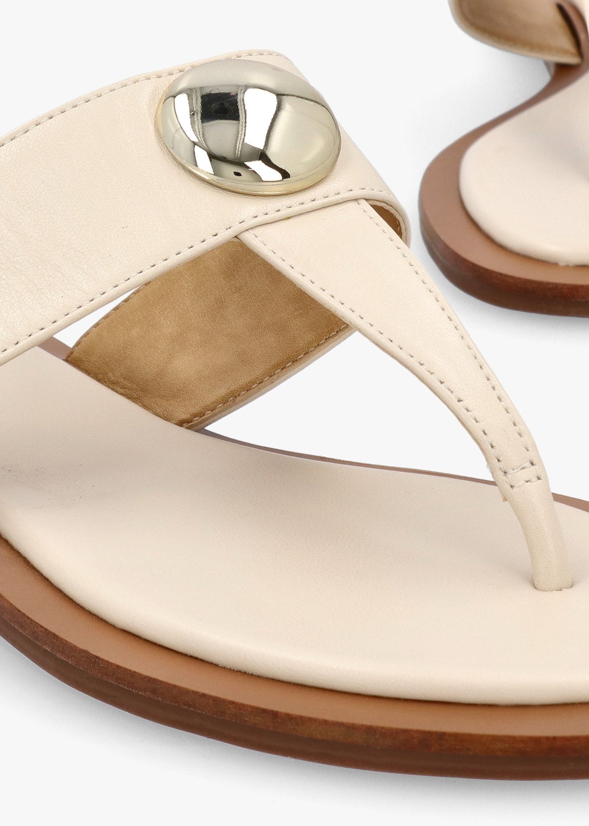Costly Cream Leather Toe Post Sandals