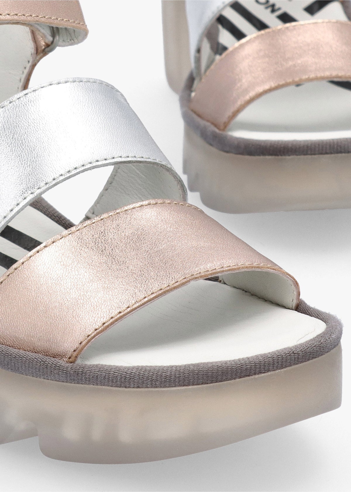 Bexy Sahara Silver Sahara Leather Mid Wedge Sandals