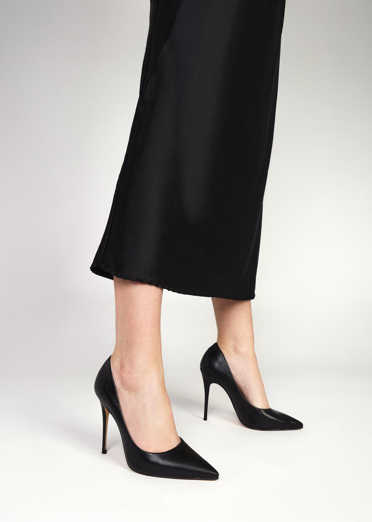 Comix Black Leather High Stiletto Court Shoes