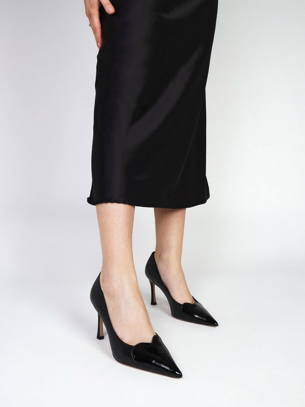 Elove Black Leather Heart Toe Cap Court Shoes