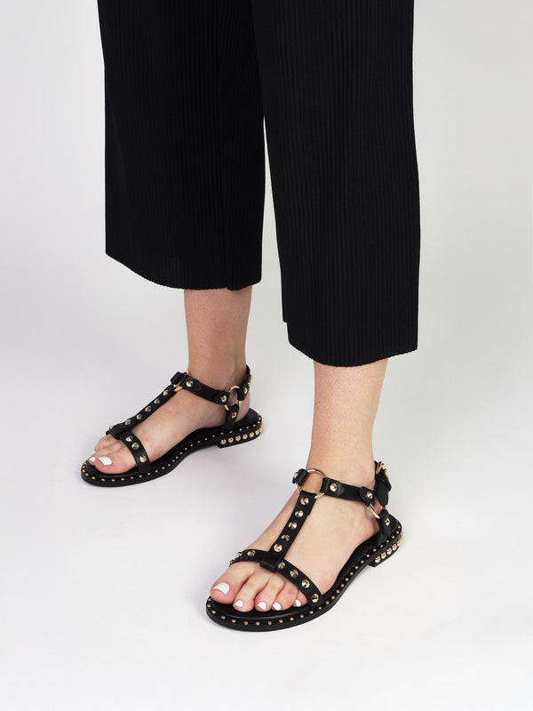 Everlast Black Leather T Bar Studded Sandals