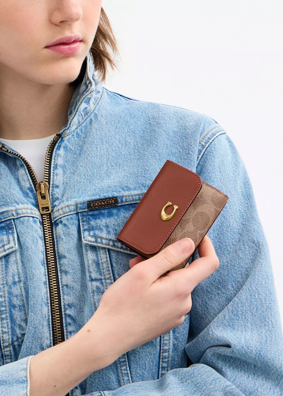 Essential Signature Coated Canvas Tan Caramel Card Holder Wallet