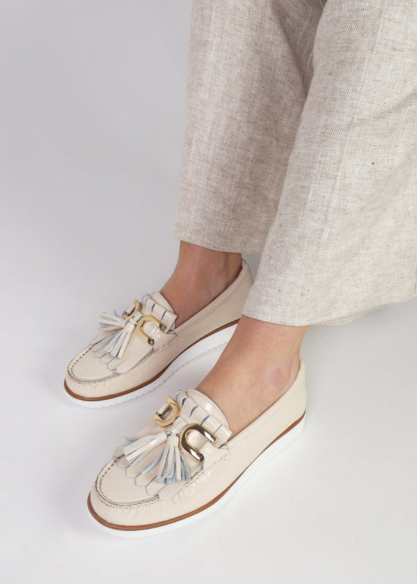 Passy Cream Patent Leather Tassel Loafers