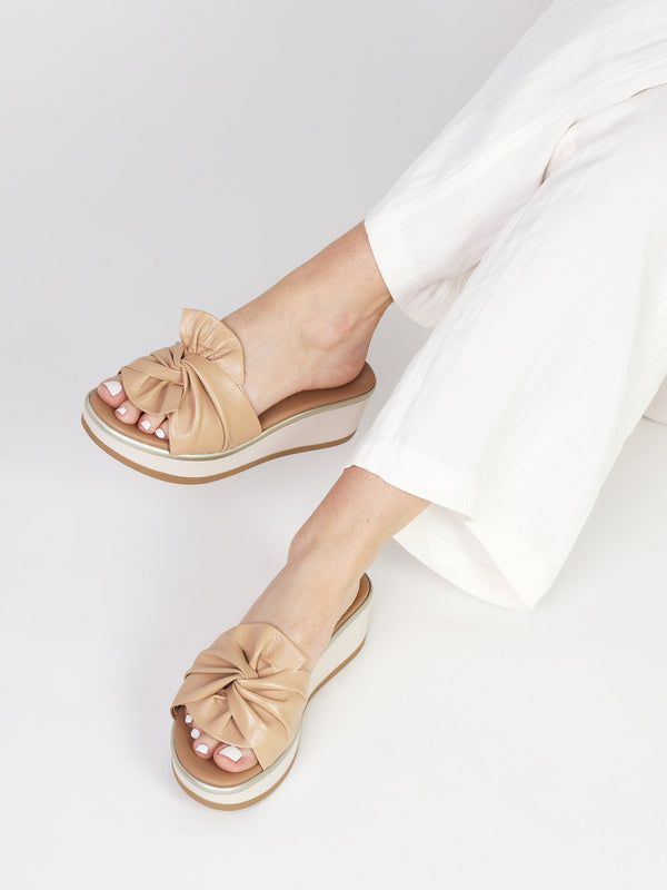 Robow Beige Leather Knot Top Mules