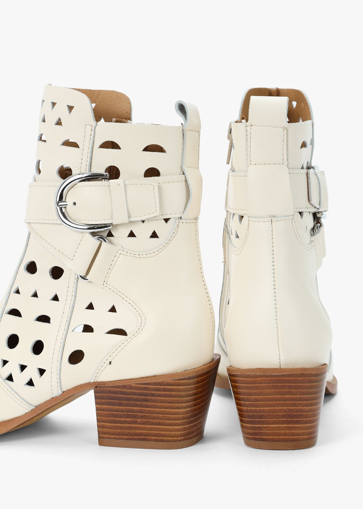 Apia Cream Leather Perforated Western Ankle Boots
