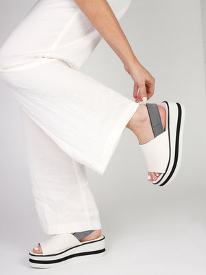 Sasly White Leather Flatform Sandals