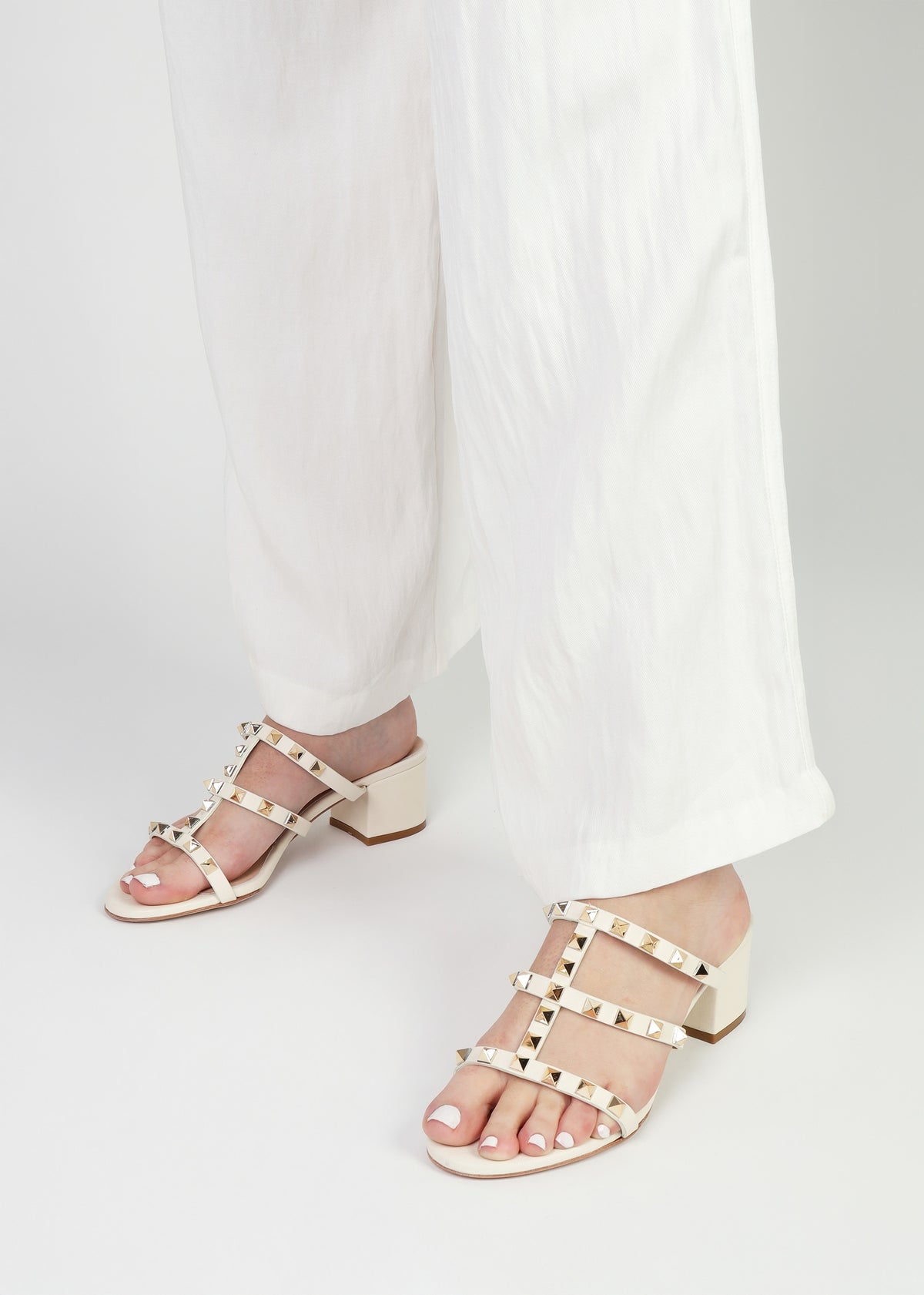 Studder Off White Leather Embellished Block Heeled Mules