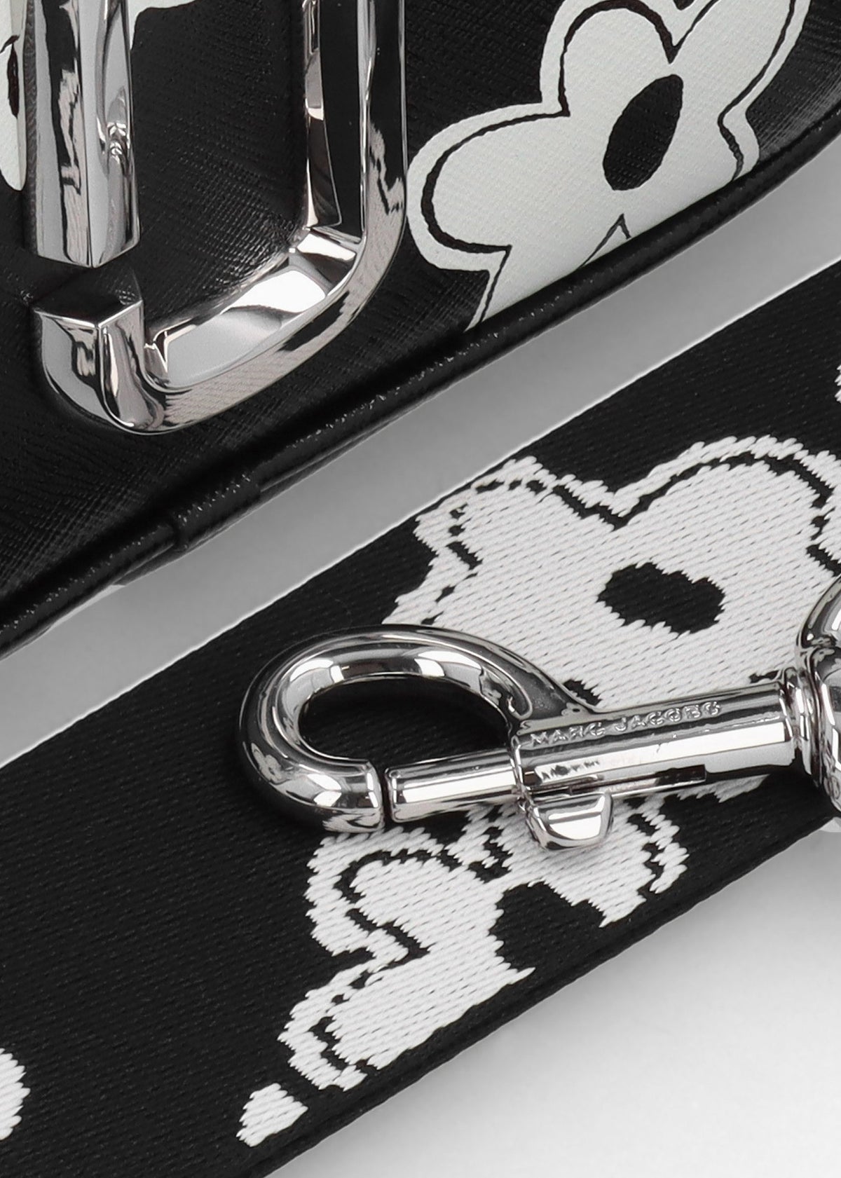 The Daisy Snapshot Black White Leather Camera Bag