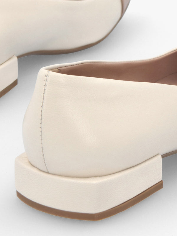 Saria Cream Leather Toe Cap Pumps