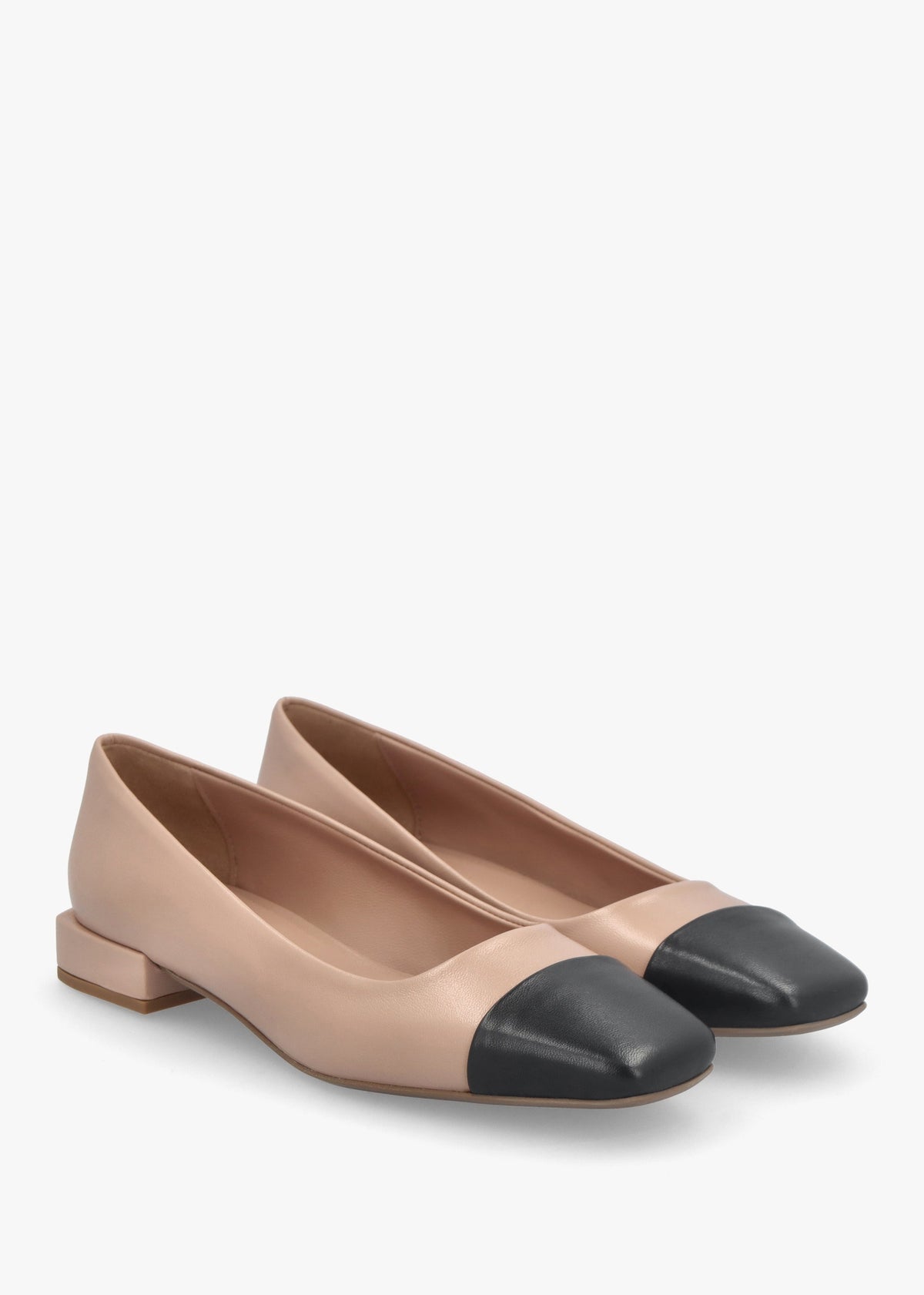 Saria Nude Leather Toe Cap Pumps