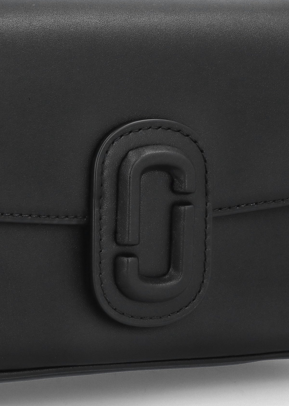 The Large Clover Black Leather Shoulder Bag