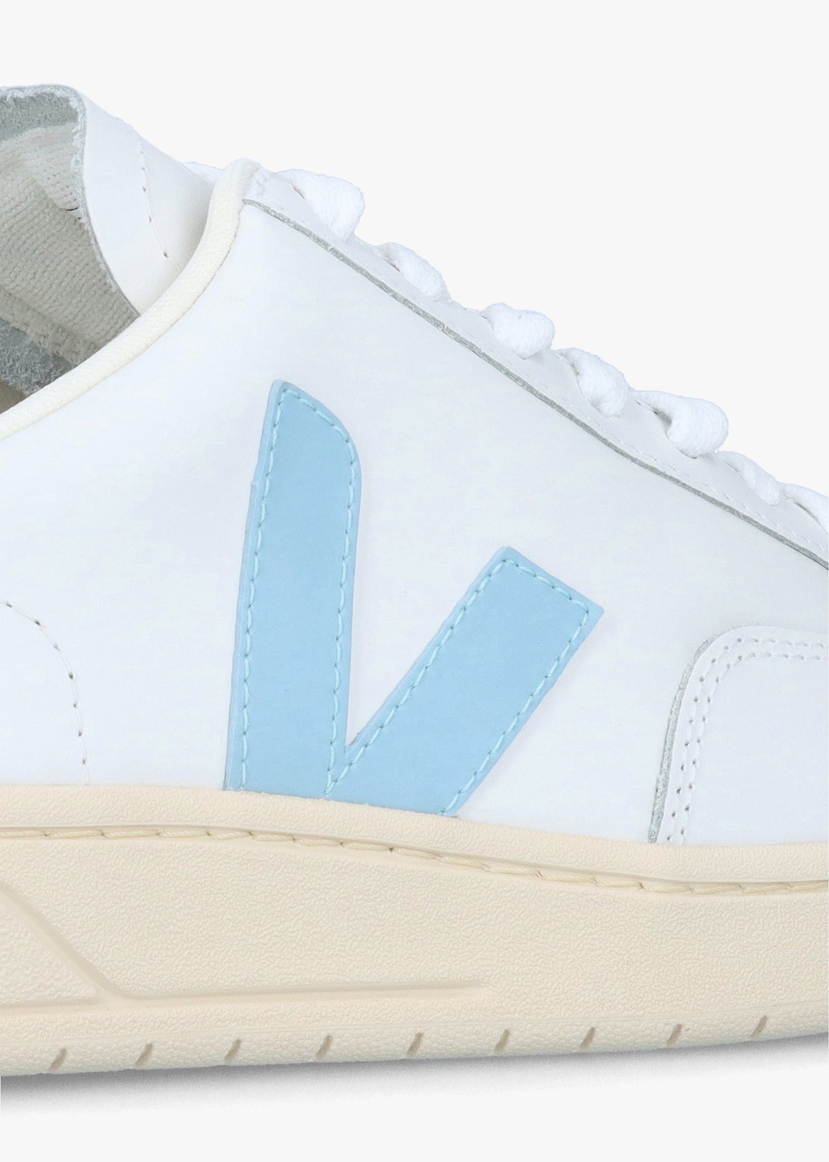 V-12 Leather Extra White Steel Nautico Trainers