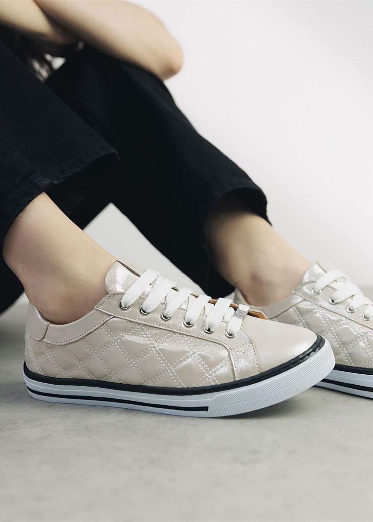 Arzon Diamond Quilted Stone Metallic Leather Trainers