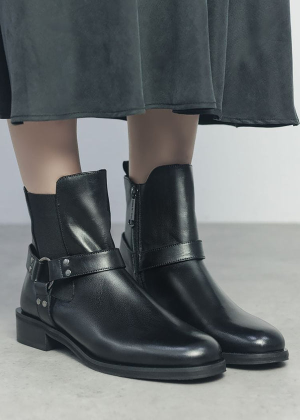 Palanne Black Leather Chelsea Boots