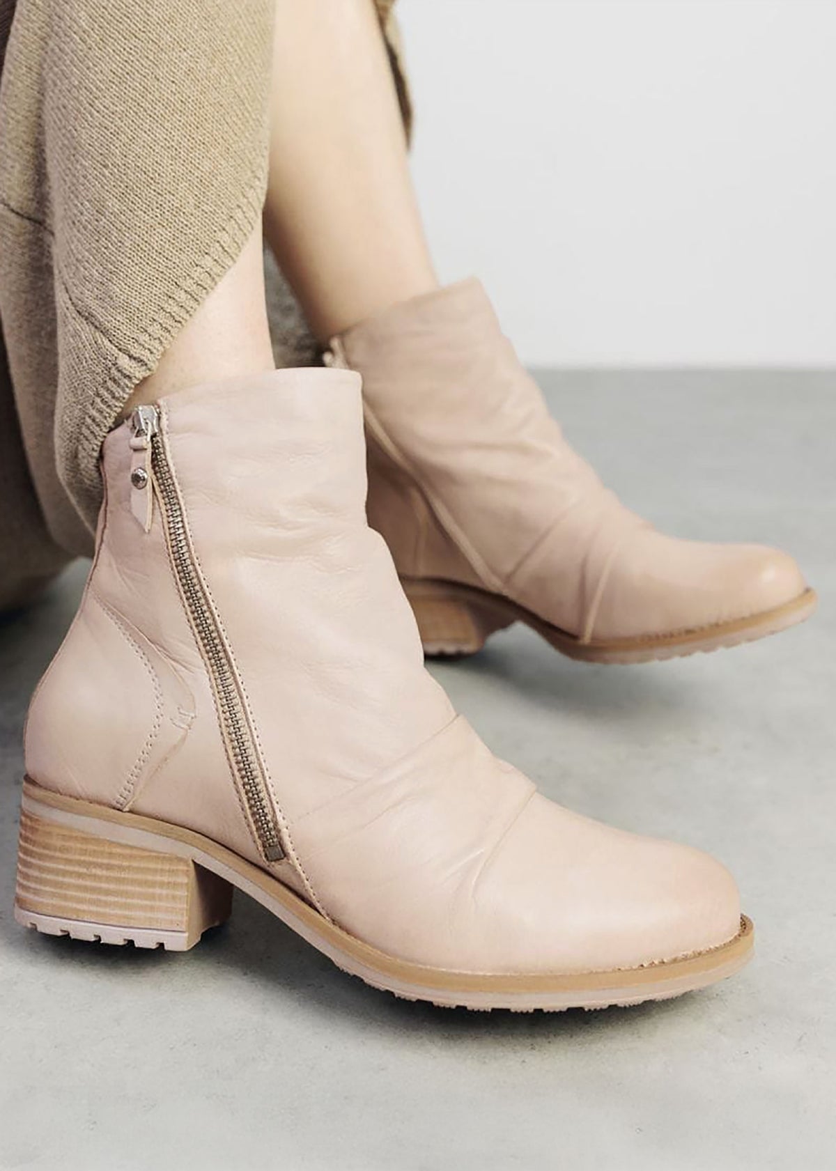 Onika Cream Leather Block Heel Ankle Boots