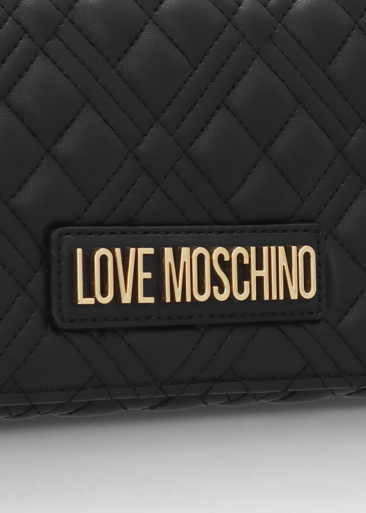 Diamond Quilt Flapover Nero Cross-Body Bag