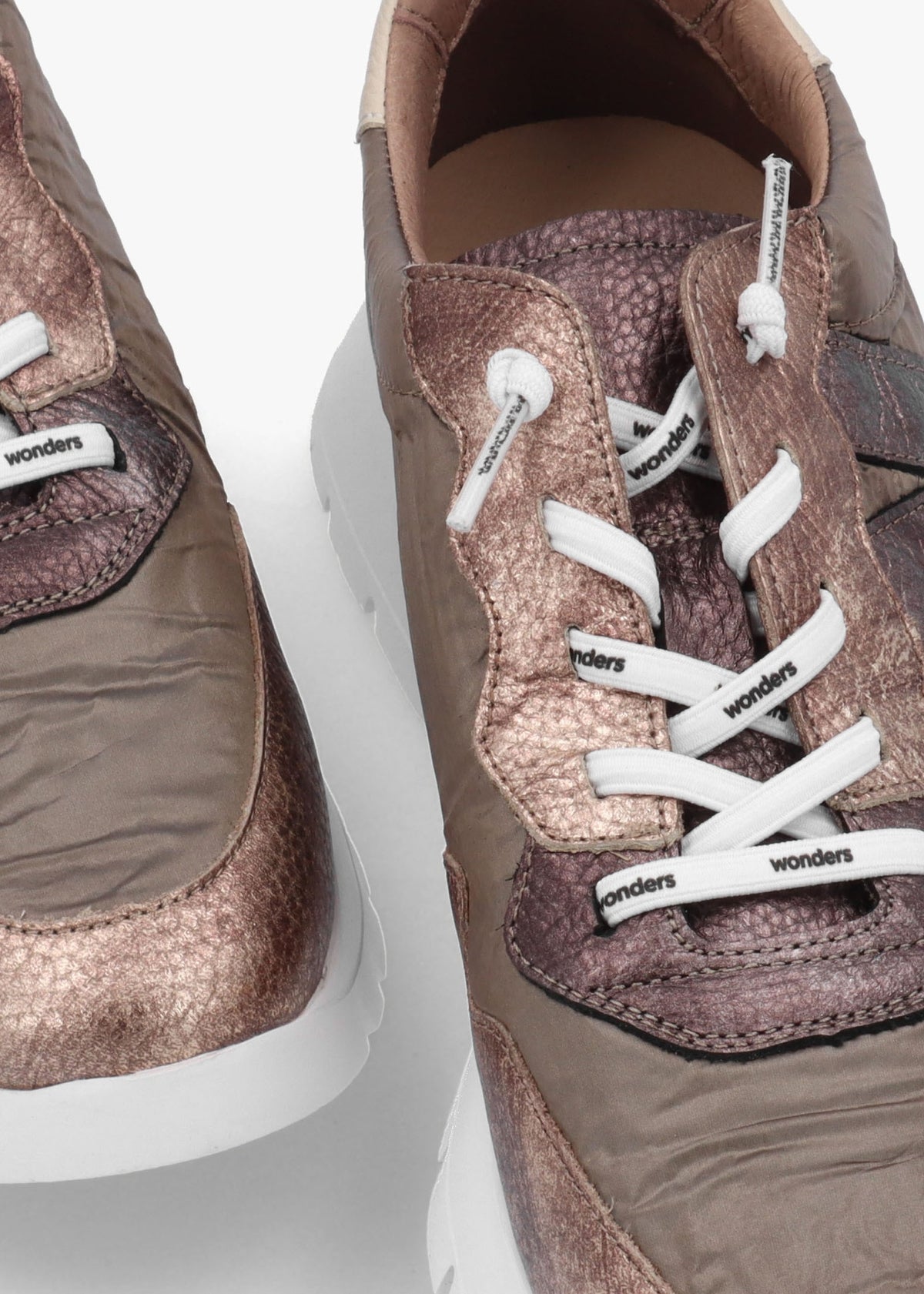 Odisei 91 Bronze Metallic Leather & Nylon Trainers