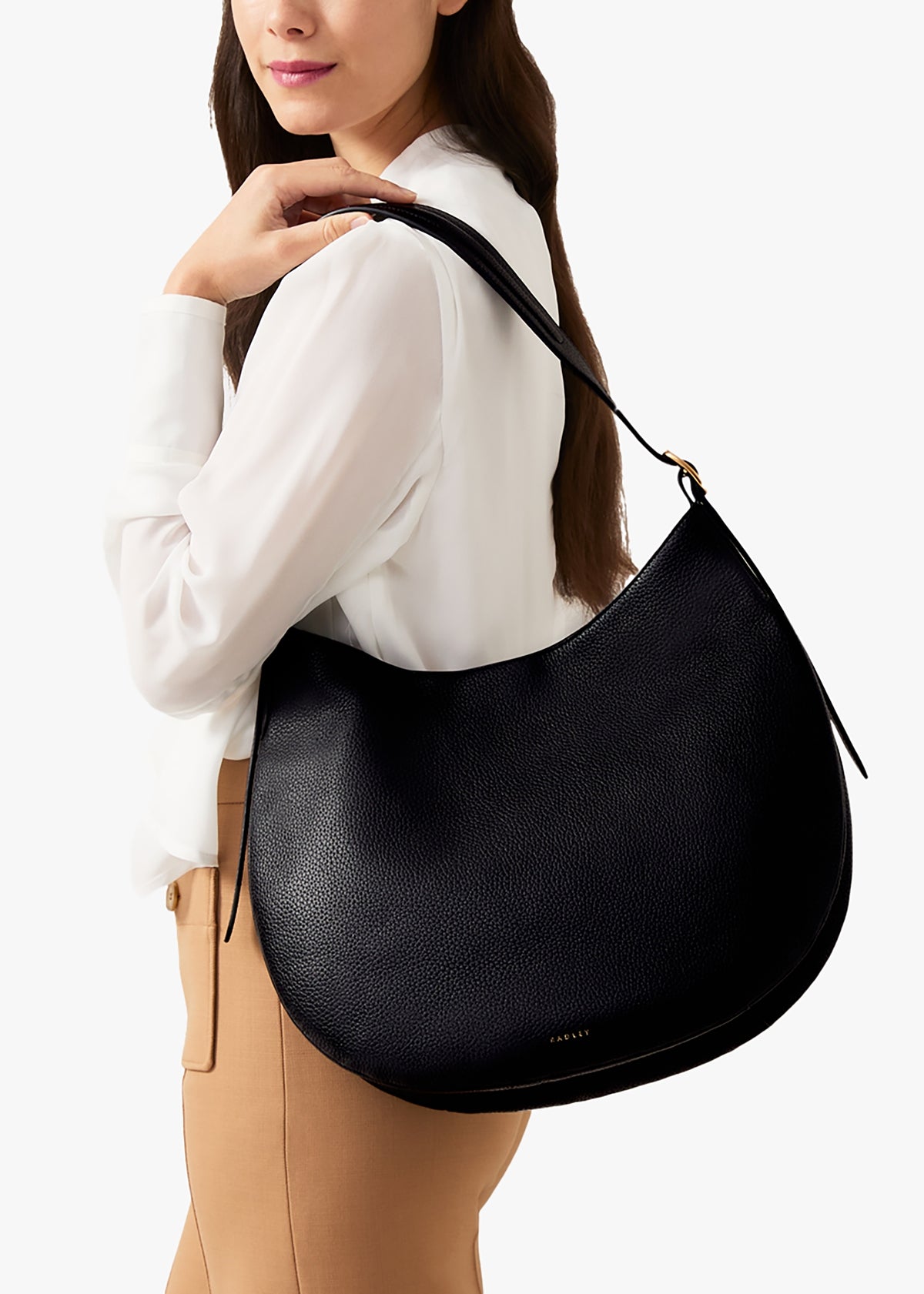 Kensington Place Black Leather Shoulder Bag