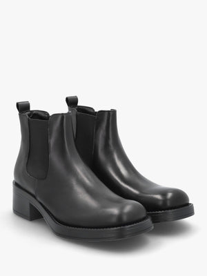 Black Leather Block Heel Chelsea Boots