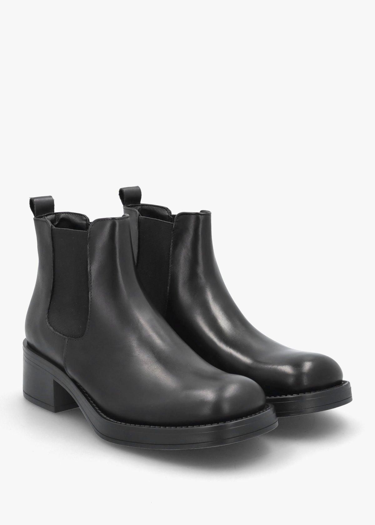Black Leather Block Heel Chelsea Boots