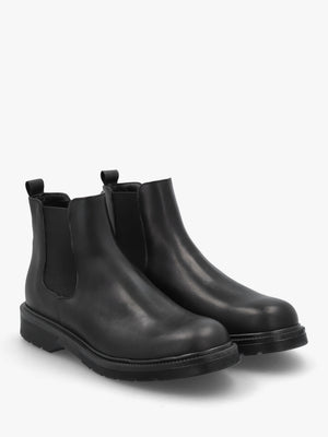Black Leather Low Chelsea Boots